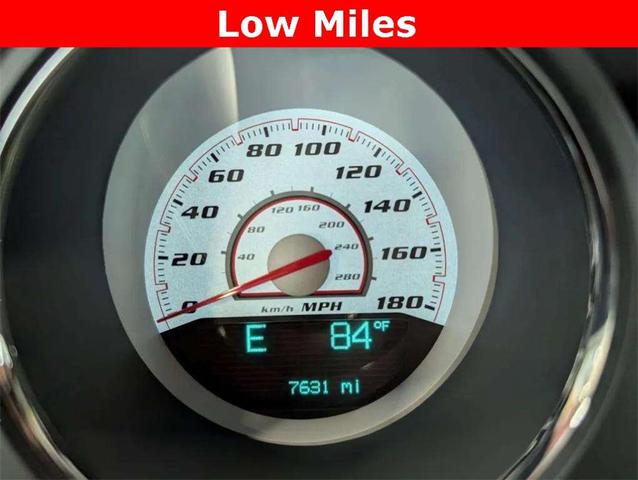 Photo of 2013 Bright White Clearcoat Dodge Challenger