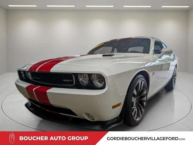 Photo of 2013 Bright White Clearcoat Dodge Challenger