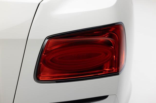 Photo of 2018 WHITE Bentley Flying Spur