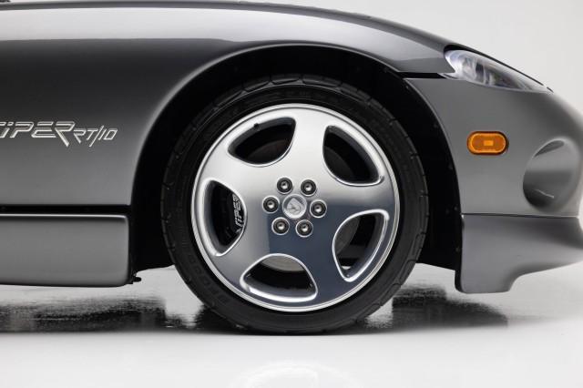 Photo of 2002 GRAPHITE Dodge Viper