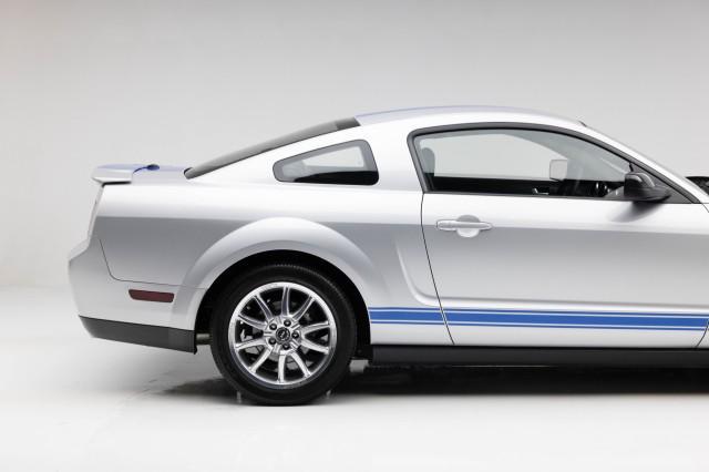 Photo of 2008 Vapor Silver Metallic Ford Shelby GT500