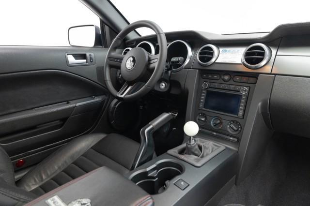 Photo of 2008 Vapor Silver Metallic Ford Shelby GT500