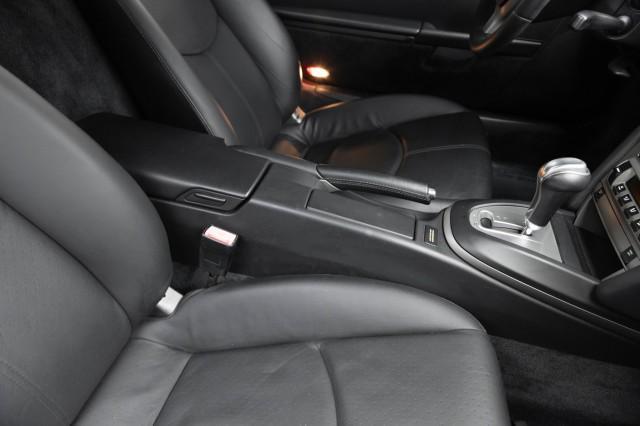 Photo of 2007 BURGUNDY Porsche Cayman