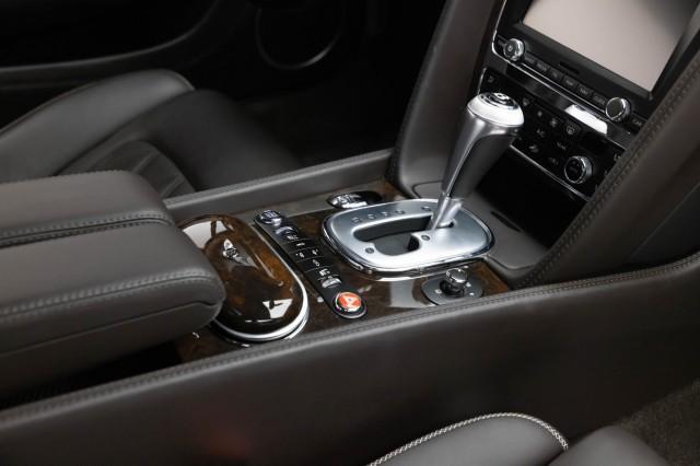 Photo of 2013 WHITE Bentley Continental GT
