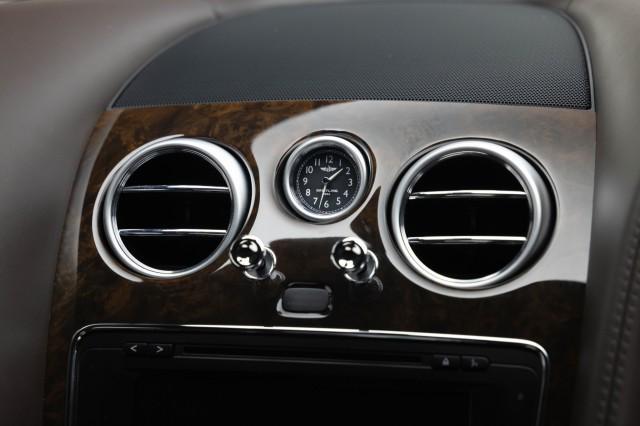 Photo of 2013 WHITE Bentley Continental GT
