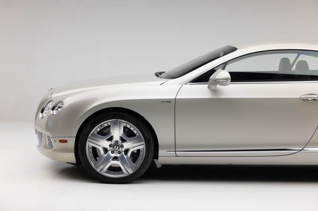 Photo of 2013 WHITE Bentley Continental GT