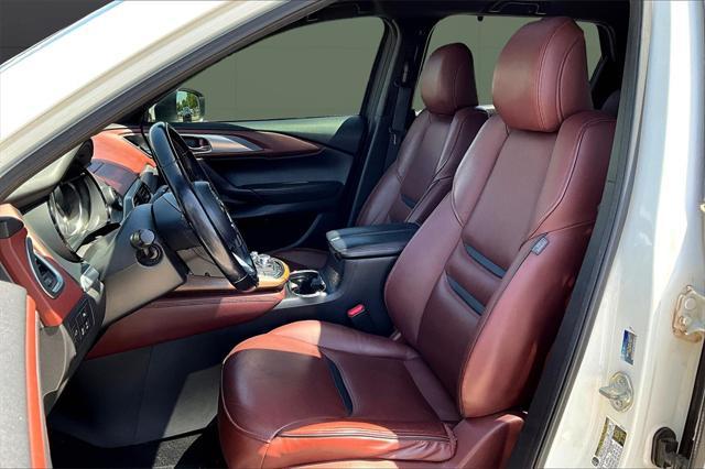 Photo of 2018 Snowflake White Pearl Mica Mazda CX-9