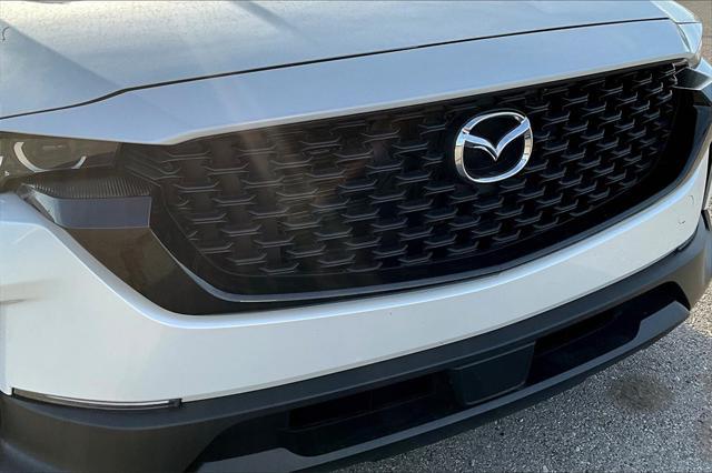 Photo of 2025 Wind Chill Pearl Mazda CX-50