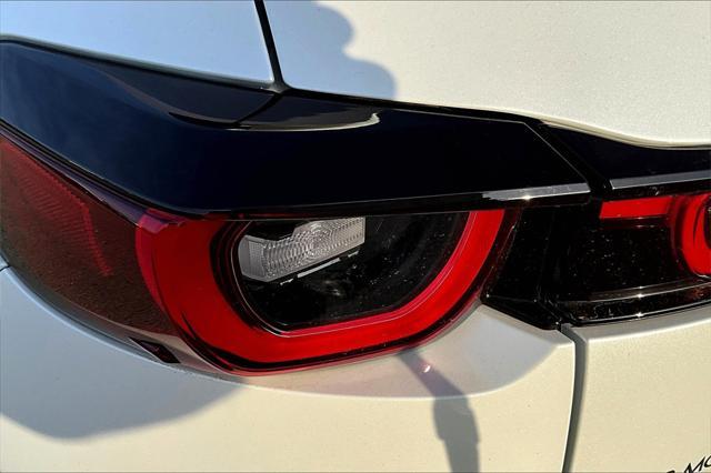 Photo of 2025 Wind Chill Pearl Mazda CX-50