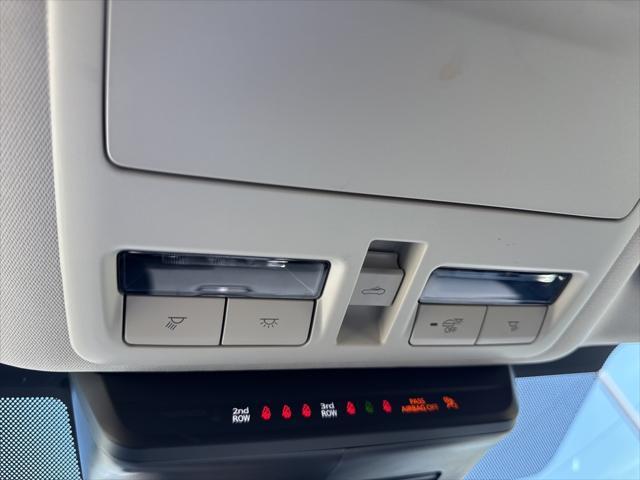 Photo of 2025 Jet Black Mica Mazda CX-90