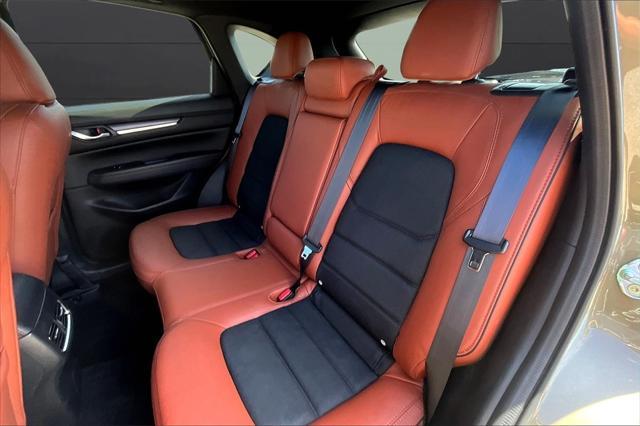 Photo of 2024 Zircon Sand Metallic Mazda CX-5
