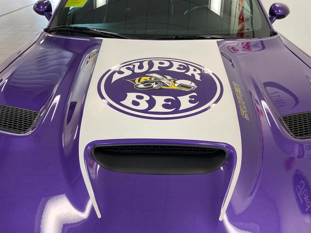 Photo of 2019 PLUM CRAZY Dodge Challenger