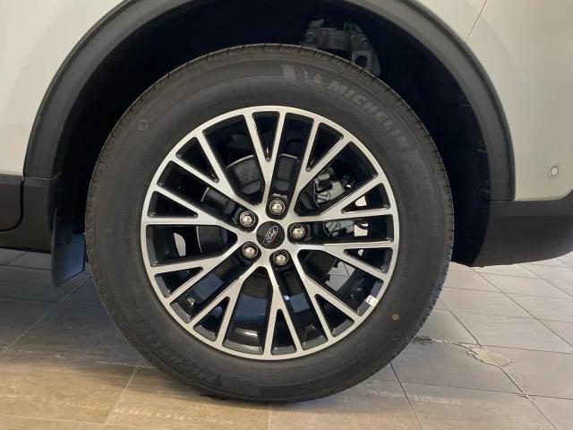 Photo of 2024 STAR WHITE MET TRI-COAT Ford Escape PHEV