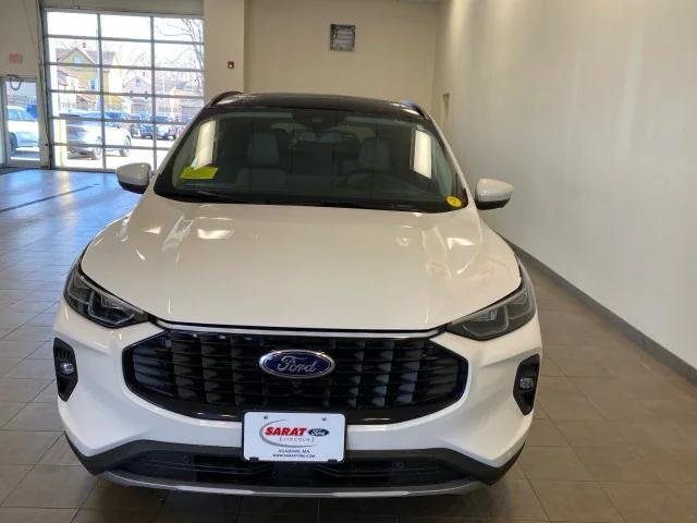 Photo of 2024 STAR WHITE MET TRI-COAT Ford Escape PHEV