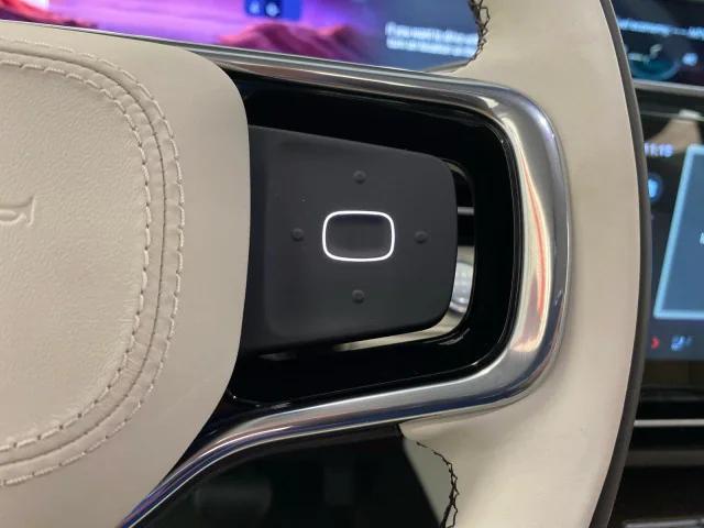 Photo of 2024 Chroma Caviar Dark Gray Metallic Clearcoat Lincoln Nautilus