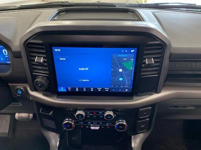 Photo of 2025 Agate Black Metallic Ford F-150 Lightning