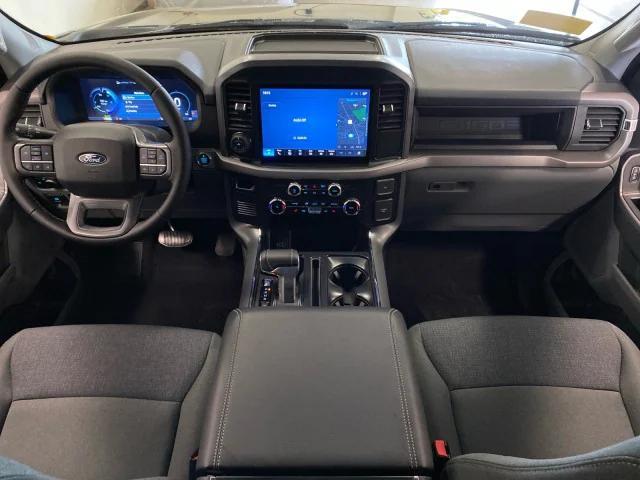 Photo of 2025 Agate Black Metallic Ford F-150 Lightning