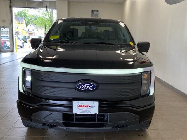 Photo of 2025 Agate Black Metallic Ford F-150 Lightning