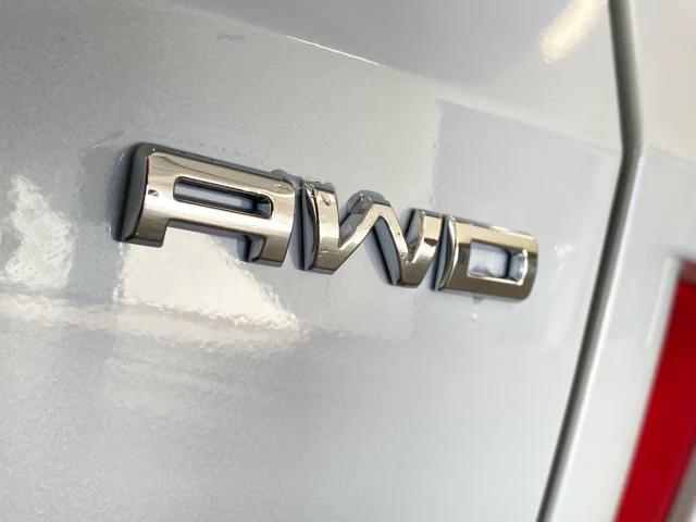 Photo of 2025 Space Silver Metallic Ford Escape