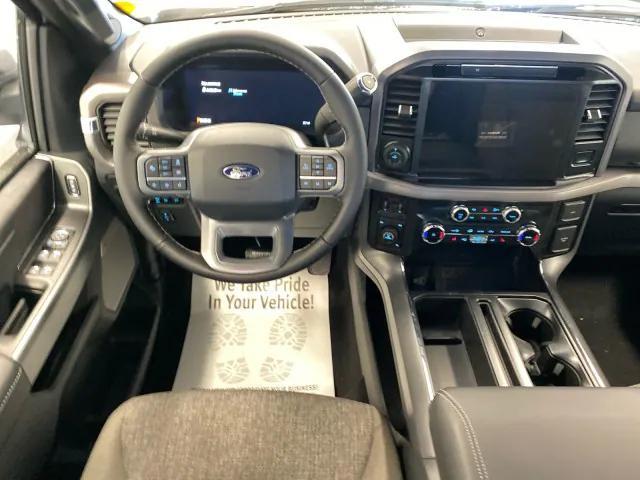 Photo of 2025 Oxford White Ford F-150