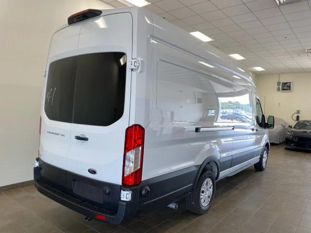 Photo of 2025 Oxford White Ford Transit-350