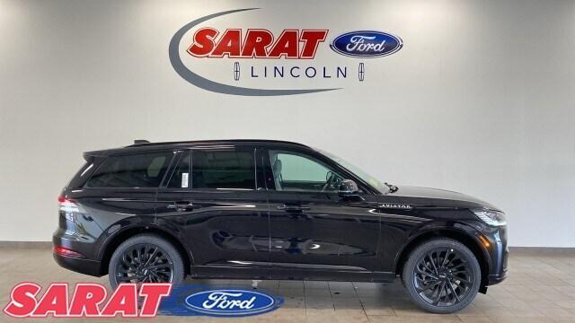 Photo of 2025 INFINITE BLACK MET CC Lincoln Aviator