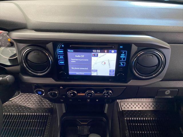 Photo of 2019 Midnight Black Metallic Toyota Tacoma