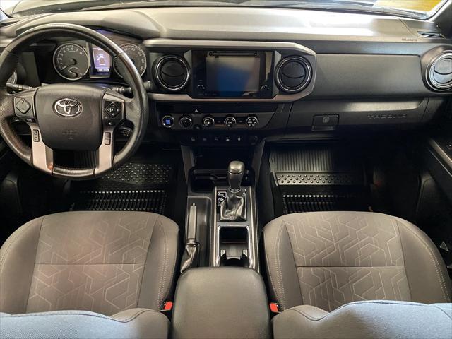 Photo of 2019 Midnight Black Metallic Toyota Tacoma
