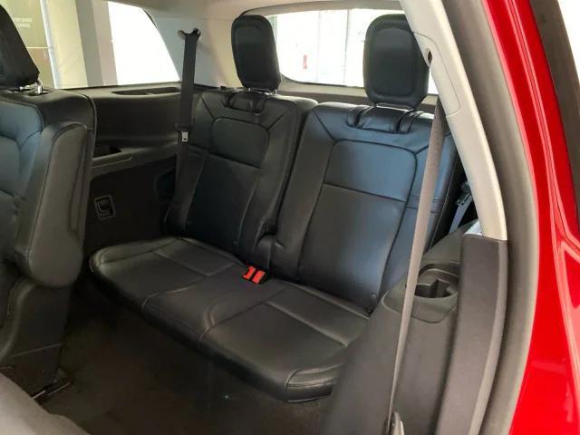 Photo of 2025 RED CARPET MET TC Lincoln Aviator