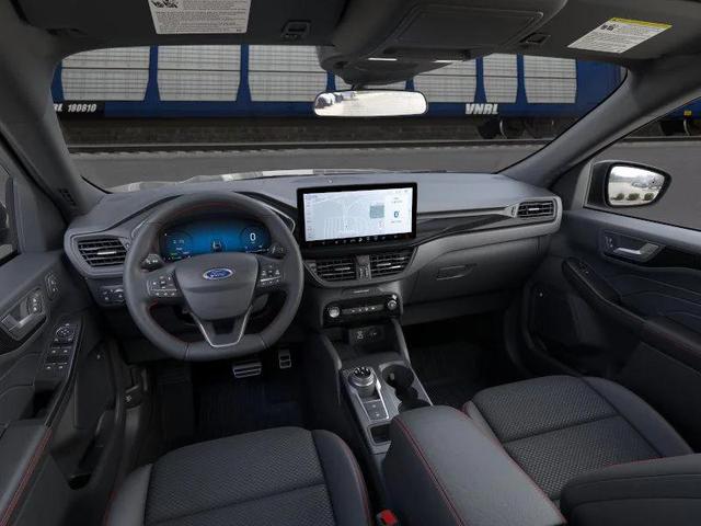 Photo of 2025 Carbonized Gray Metallic Ford Escape
