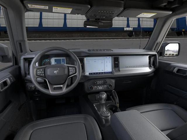 Photo of 2025 Oxford White Ford Bronco