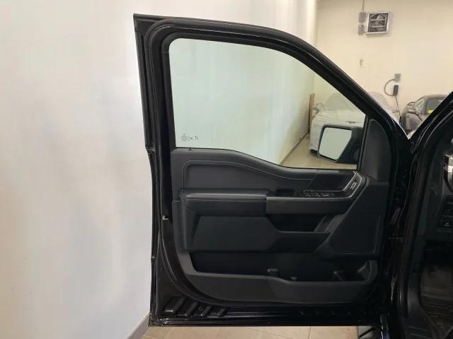 Photo of 2022 Agate Black Metallic Ford F-150