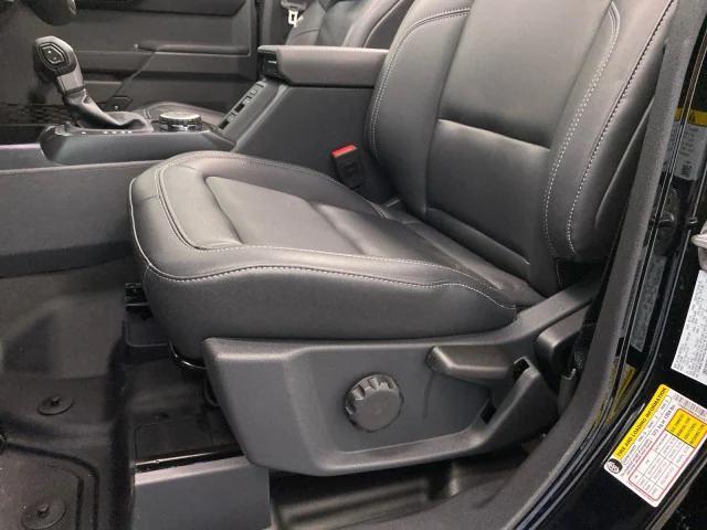 Photo of 2025 Shadow Black Ford Bronco