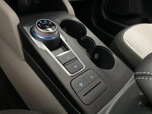 Photo of 2025 Carbonized Gray Metallic Ford Escape