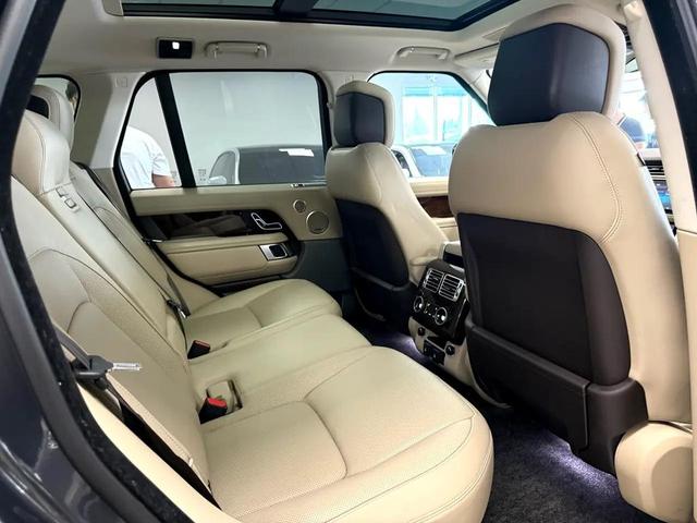 Photo of 2020 Black Land Rover Range Rover