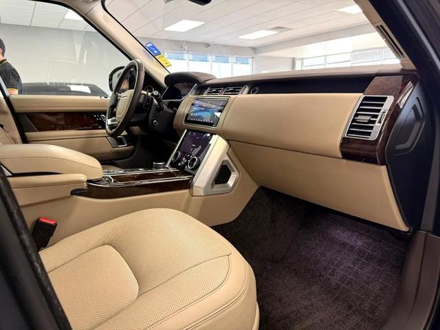 Photo of 2020 Black Land Rover Range Rover