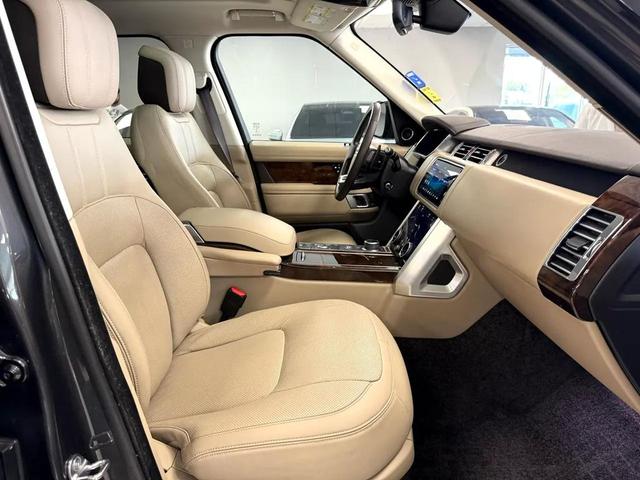 Photo of 2020 Black Land Rover Range Rover