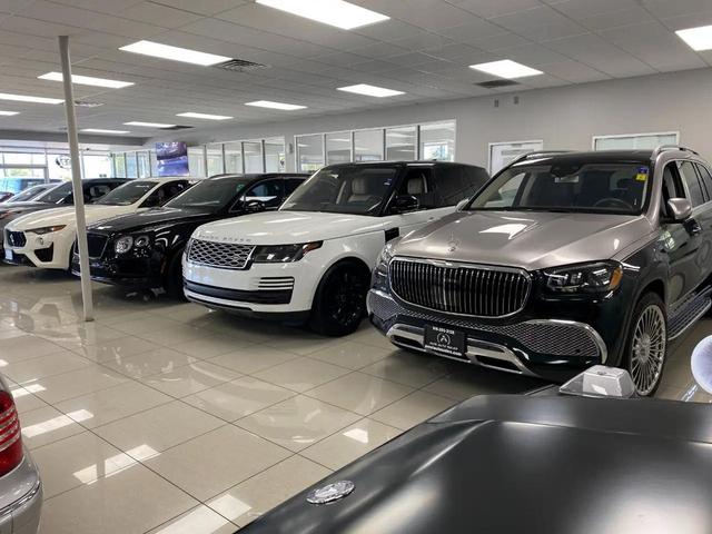 Photo of 2020 Black Land Rover Range Rover