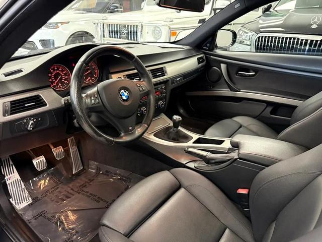 Photo of 2013 Blue BMW 335
