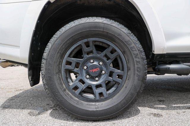 Photo of 2021 White Toyota 4Runner