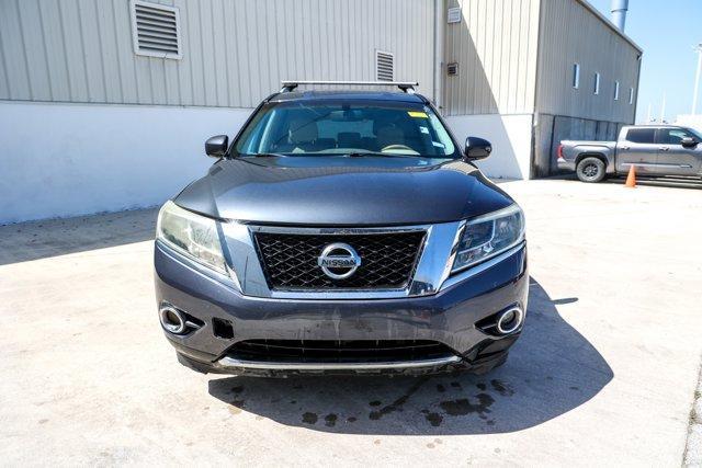 Photo of 2013 Dark Slate Nissan Pathfinder