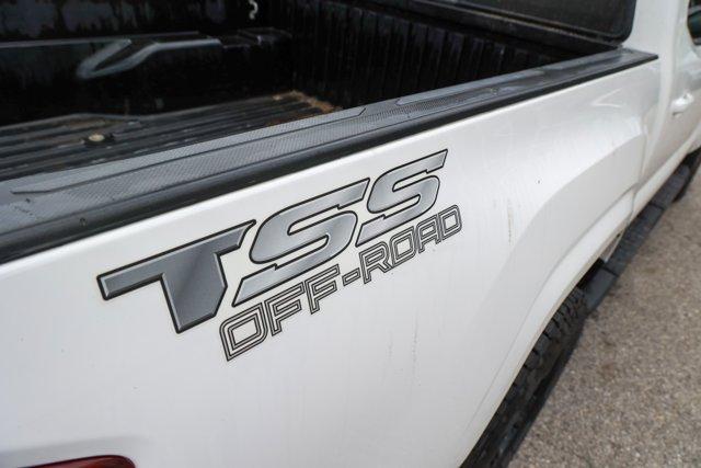 Photo of 2022 White Toyota Tacoma