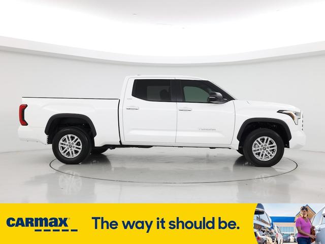 Photo of 2024 White Toyota Tundra