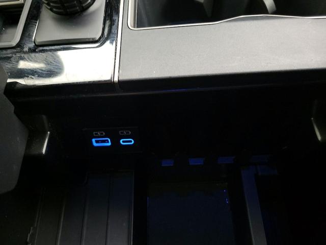 Photo of 2024 White Toyota Tundra