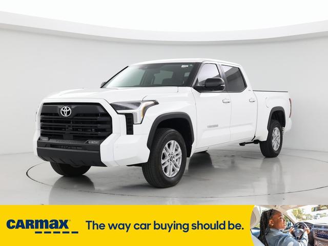 Photo of 2024 White Toyota Tundra