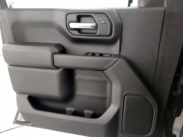 Photo of 2022 Black Chevrolet Silverado 1500 Limited