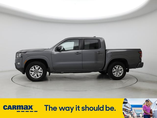 Photo of 2022 Gray Nissan Frontier