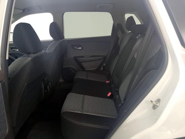 Photo of 2021 White Nissan Rogue
