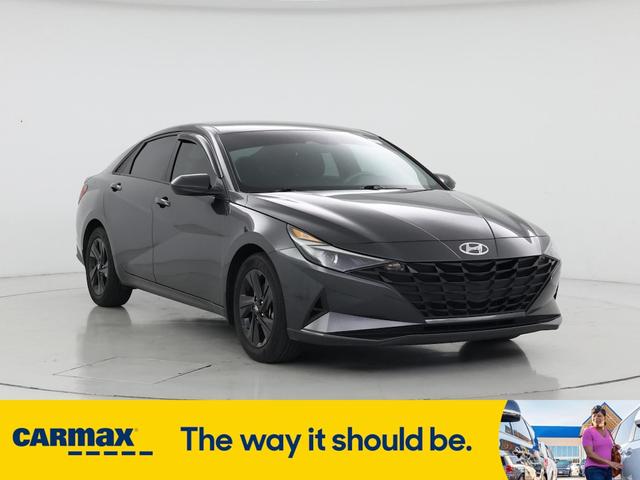 2022 Hyundai Elantra