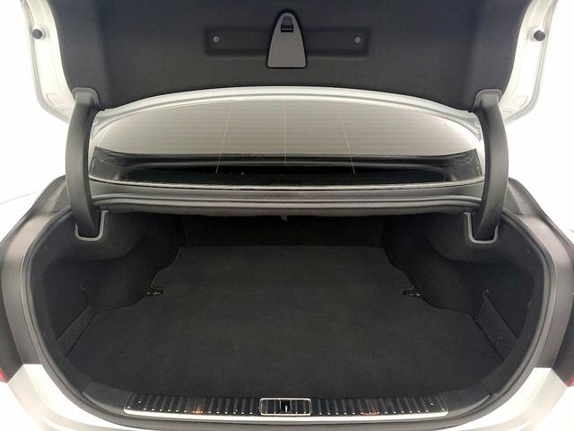 Photo of 2016 Silver Kia K900